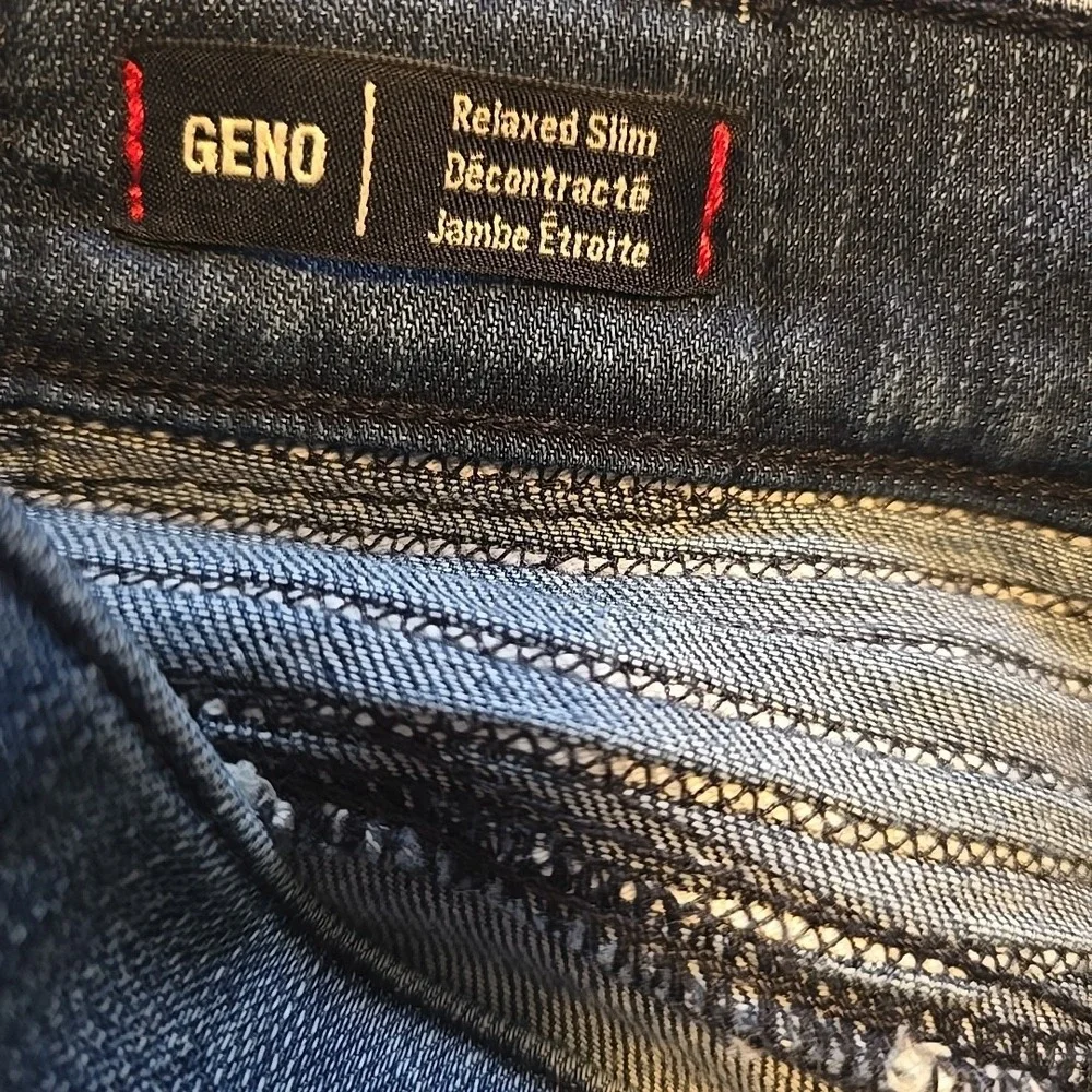 True Religion Geno Relaxed Slim‎ Moto Mens Distressed Blue Jean Shorts Size 32